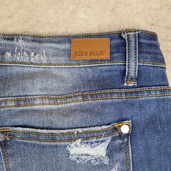 Judy Blue Skinny Fit Leopard Print Patch Mid Rise Jean Women's Size 13/31 - Picture 7 of 12